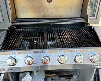 #30 - $150 - Charbroil Grill Performance 45"Hx58L