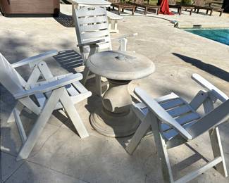 #37 = $36 - plastic round table 24"Rx25"H - 2 available
