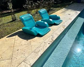 #57 - $90 - Pair foam Pool Loungers 21"Hx38"Wx42"D  as is
