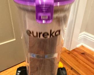 #124 - $40 - Eureka powerspeed cleaner