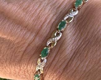 #114 -$350 - Emerald bracelet on 10kt yellow gold - size 7"L