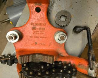 Top to RIGID BP-610 (1/4"to 6" pipe)