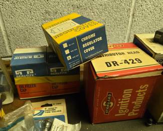 Vintage car & tractor, small motor parts