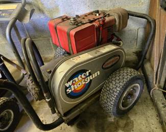 Simpson 11HP Briggs & Stratton Water Shotgun pressure washer