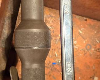 Aro Corp Scaler airtool 8316 w/ bit