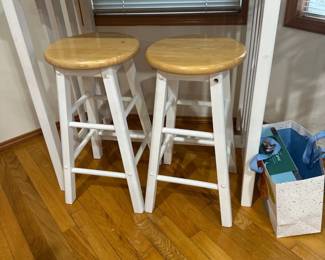 Kitchen bistro table with stools