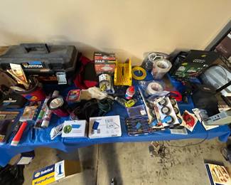 Garage photo #2