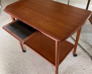 DRYLUND Roller cart with tray