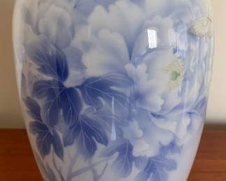 IWAO FUKAGAWA VASE
