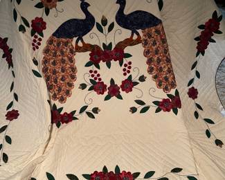 King size. New in box AMISH Quilt (MARY YODER)