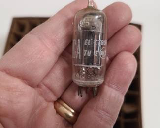 Mixed lot vintage electronic radio tubes