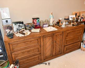 027Some Highlights Darien Estate Sale