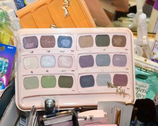 016Some Highlights Darien Estate Sale