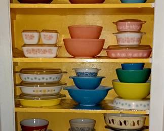 Vintage Pyrex 