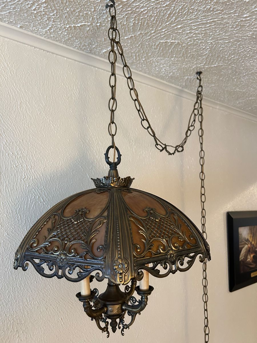 some nice hanging lamps here