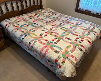 double wedding knot queen size, handmade hand, stitched quilt #mcbrazas #mcbestatesales Estate Sales.Net