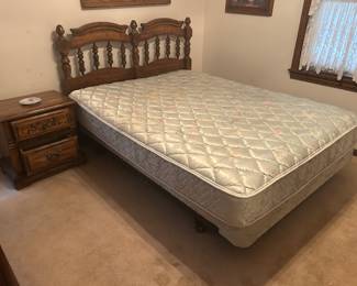 Harley used queen, size mattress, and boxspring excellent condition