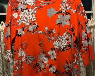 Nice vintage 80’s top