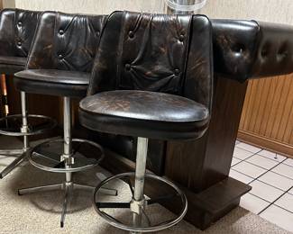 this is the real enchilada beautiful tufted black Brown vinyl back bar with three matching stools extra high class