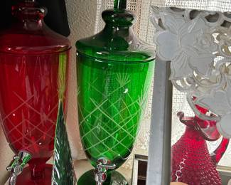 so the answer is what’s more gorgeous than one cranberry hand carved crystal spigot to Canter but one exactly in Emerald Green whoa whoa