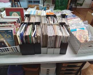Magazines and craft leaflets 3/1.00