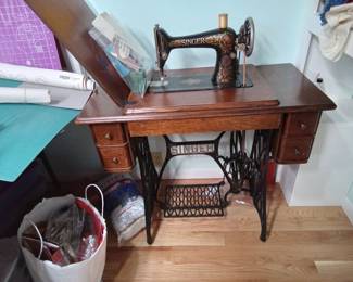 Singer Sewing machine