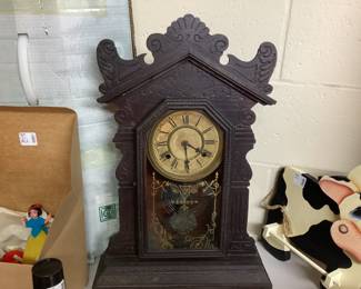 Wooden, hand carved,Antique Clock made by Waterbury Clock Co. in New York, USA