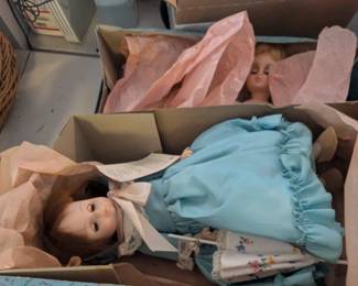 Madam Alexander Dolls