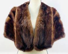Elegant Mink Fur Capelet: Luxurious Warmth With Timeless Style. One Size
