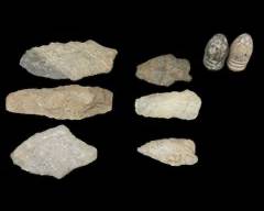 Antique Civil War Minnie Ball Lead Bullets and Native American Stone Quartz Arrowheads
