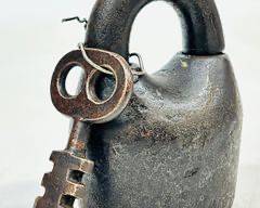 Antique Civil War Era Star Jailhouse Cast Iron Padlock w/Key
