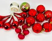 Festive Elegance: Premium Red Christmas Ornaments, Perfect For A Classic Holiday Touch.Assorted Lot
