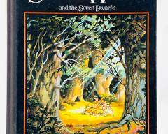 Vintage Walt Disney's Snow White & The Seven Dwarfs Book. Facsimile Published 1937. Illustrated with Original Drawings. Based on the Walt Disney Motion Picture. Harry N. Abrams
