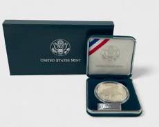 1994 U.S. Women In Military Service 90% Silver Coin W/ Box
