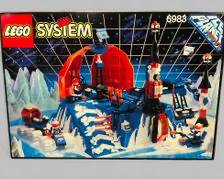 Vintage 1993 Lego Ice Planet 2002 Ice Station Odyssey 6983 90% Complete includes all mini Figures
