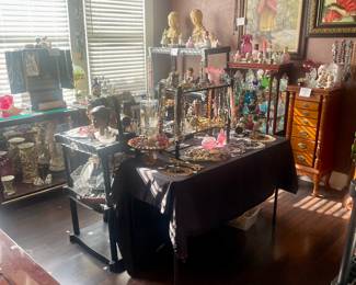 Entire jewelry room with tons of new stuff. 
