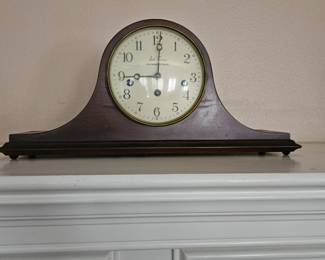 mantle clock