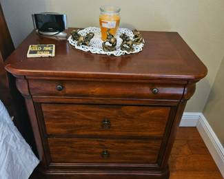 Solid wood end table