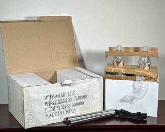 (6pc) NIB SOLAR POWERED OUTDOOR LIGHTS | Set of 6 new in box Solar powered garden accents lights for walkways/driveway. - h. 8.5 x w. 6.25 x l. 12 in (box)