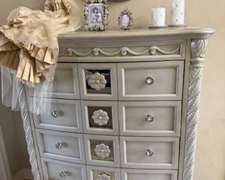 Chest of drawers silver, mirrored decor and crystal drawer pulls from Ashley