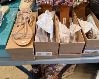 Steve Madden sandals never worn or gently used