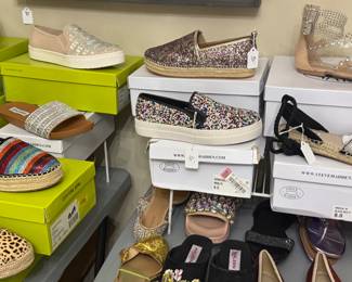 Steve Madden and other designer shoes in boxes never worn
