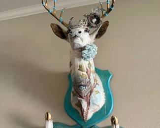 Deer head bling in turquoise