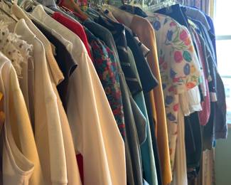 Vintage women’s clothes 
