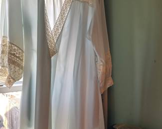 Vintage night gown 