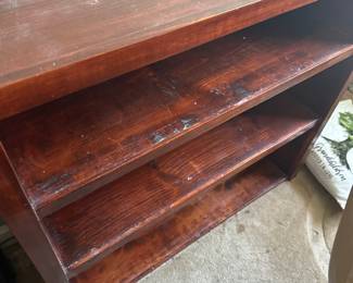 Wood shelf 