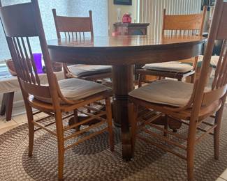 Lot (10) Oak Pedestal Table 45"d with Leaf and 4 Chairs 