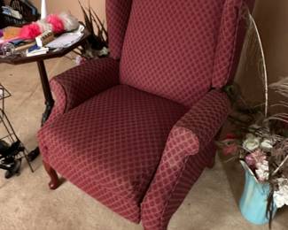 Lot (17) - Lane Wingback Recliner wooden legs, 32”w 28d 40h back 19h seat.  