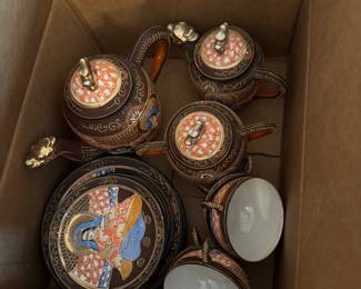 Dragonware teapot Satsuma Moriage hand painted Japan