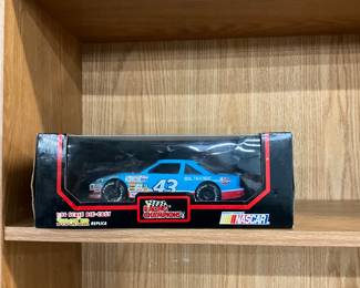 NASCAR Racing Champions 1:24 Die Cast Stock Car Replica